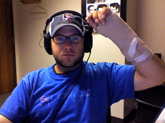 WCG with injured wrist, Bloomington, Ind., Summer 2008